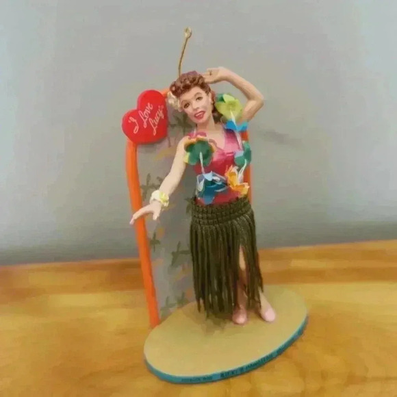 Vintage I love Lucy Christmas ornament hula Lucy - Picture 3 of 6